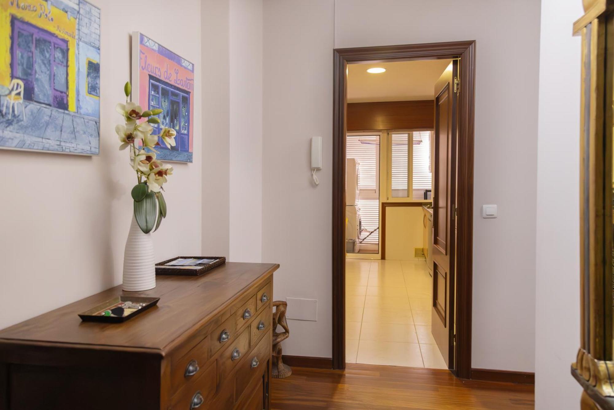 Apartamento Completo, Amplio, Muy Iluminado Y Con Plaza De Garaje Incluida. او غروف المظهر الخارجي الصورة