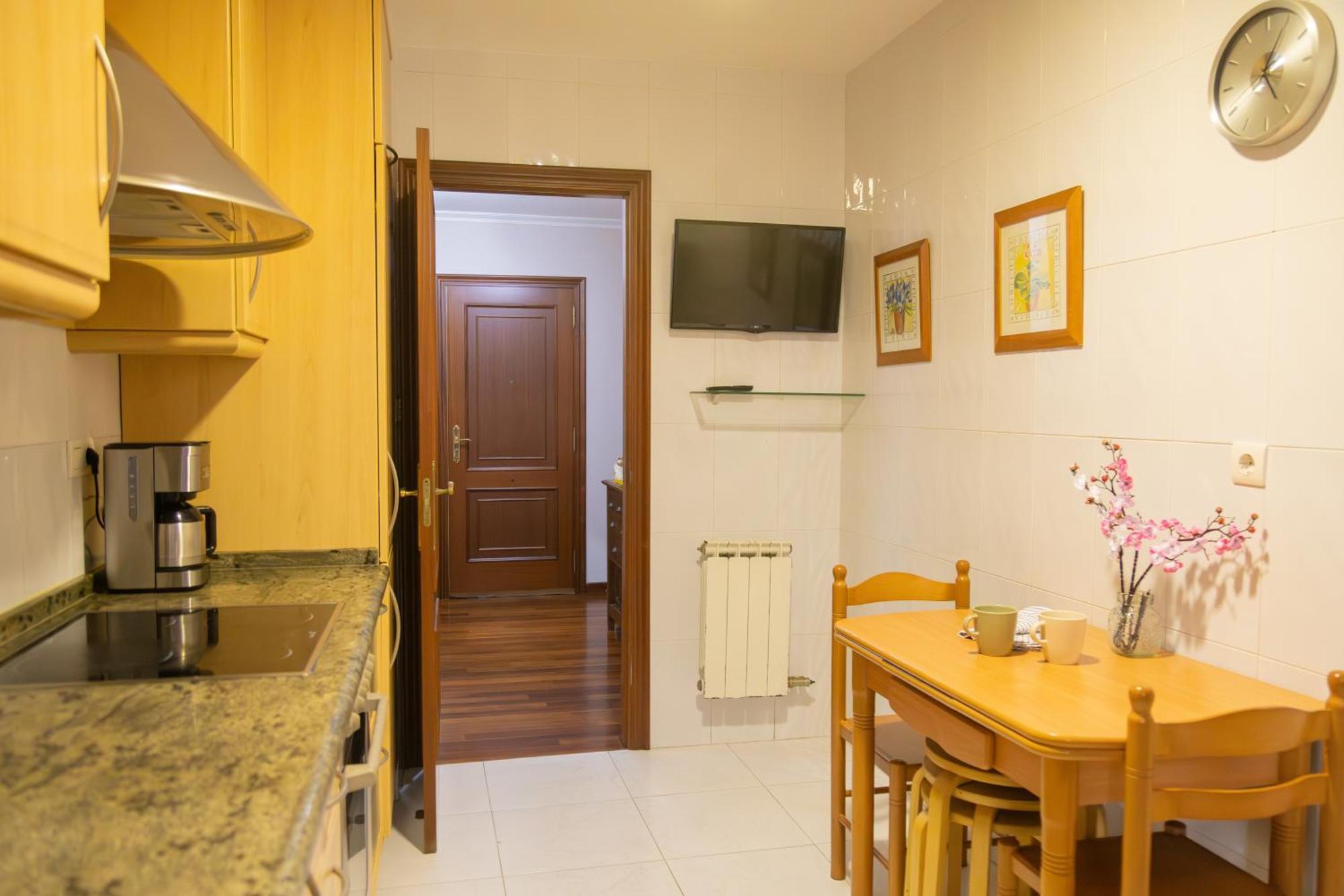 Apartamento Completo, Amplio, Muy Iluminado Y Con Plaza De Garaje Incluida. او غروف المظهر الخارجي الصورة