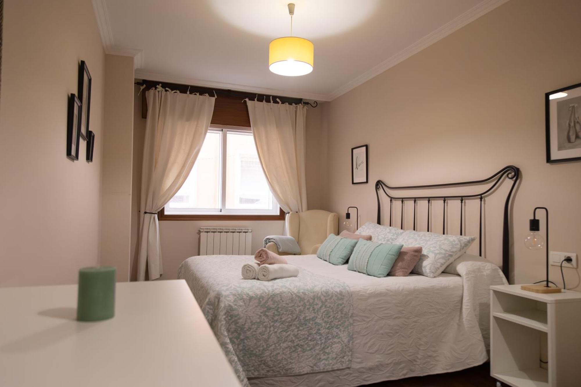Apartamento Completo, Amplio, Muy Iluminado Y Con Plaza De Garaje Incluida. او غروف المظهر الخارجي الصورة