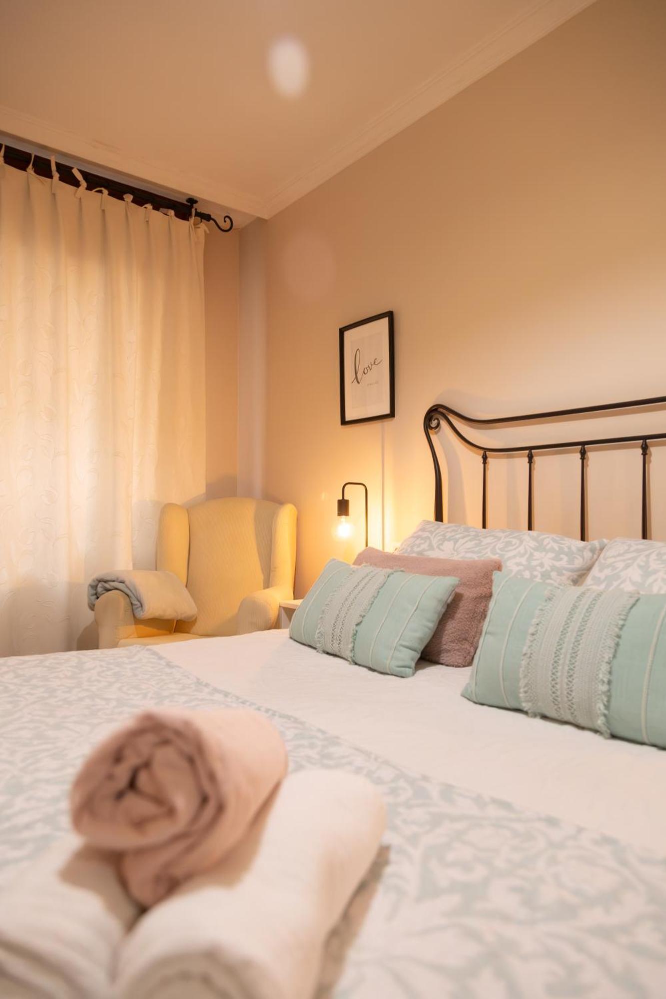 Apartamento Completo, Amplio, Muy Iluminado Y Con Plaza De Garaje Incluida. او غروف المظهر الخارجي الصورة