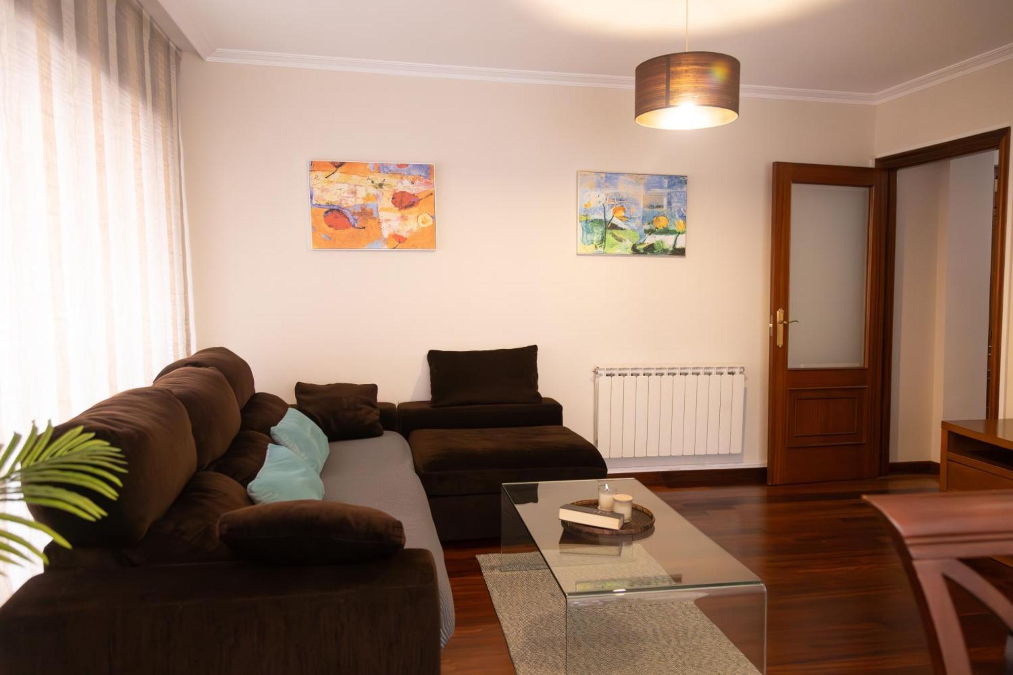 Apartamento Completo, Amplio, Muy Iluminado Y Con Plaza De Garaje Incluida. او غروف المظهر الخارجي الصورة